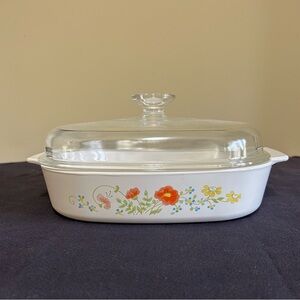 Vintage Corningware ‘wildflower’ pattern.